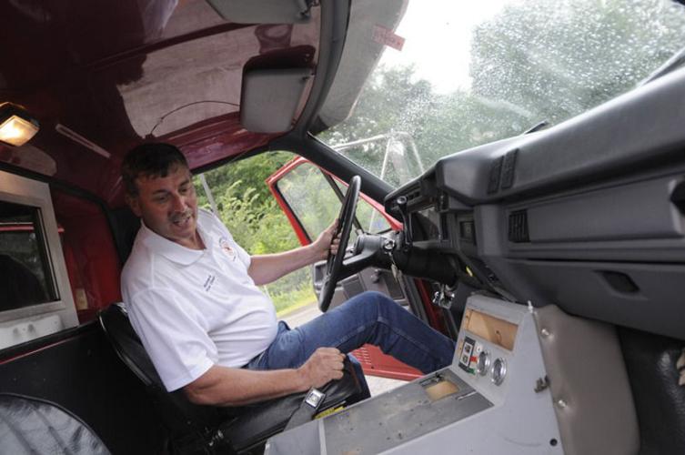 Saving the day Plaistow donates rescue truck to Maine fire department