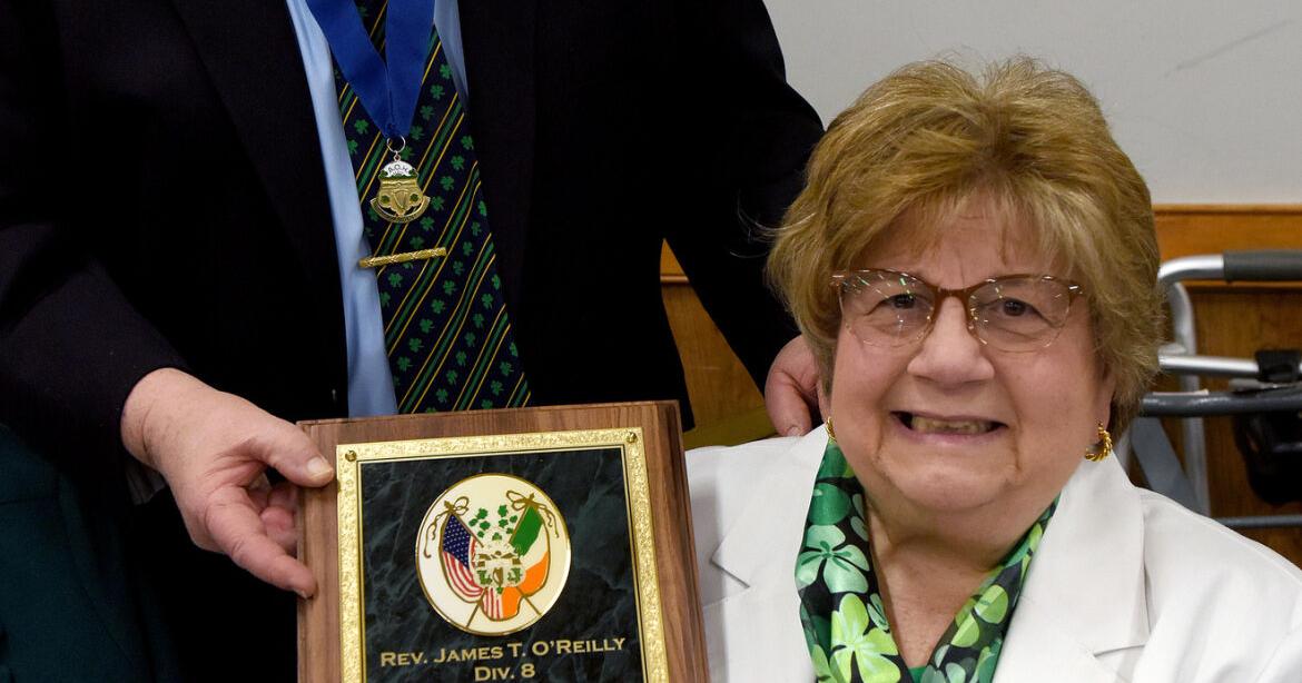 Amid a sea of green, Patricia Mariano honored with Fenton award