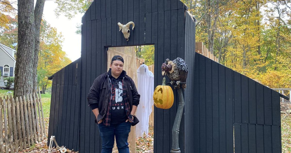 Atkinson teen builds haunted trail for a cause