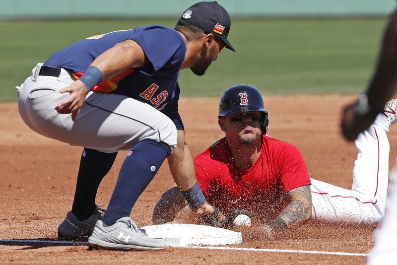 Why are fans taunting Astros with chants of 'cheater' at World