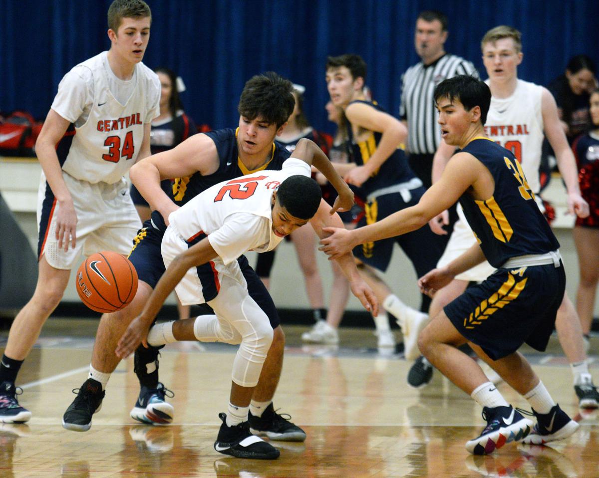 Slideshow Andover Defeats Central Catholic In Boys Basketball