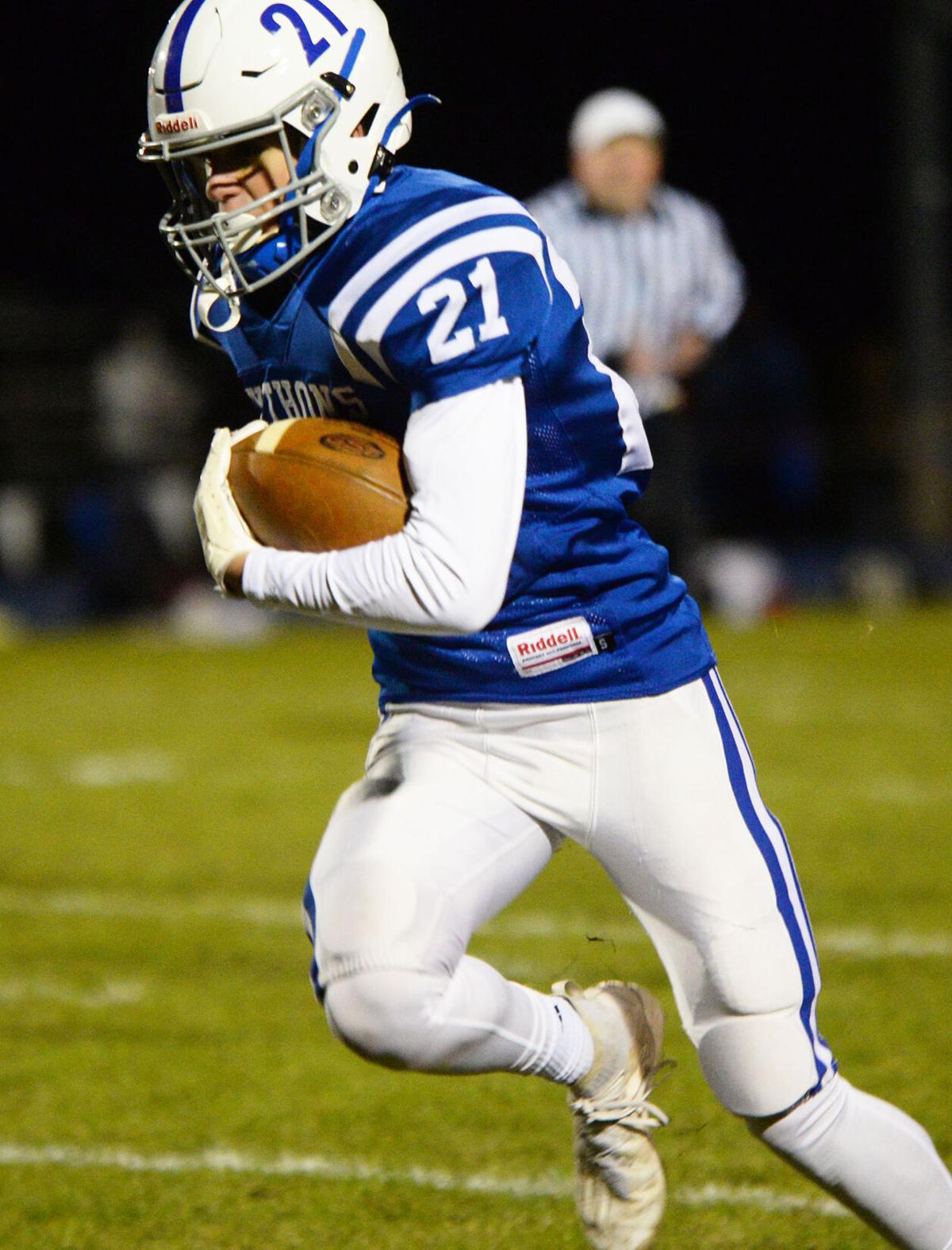 201102_ET_CRU_PELHAMfootball_16.jpg