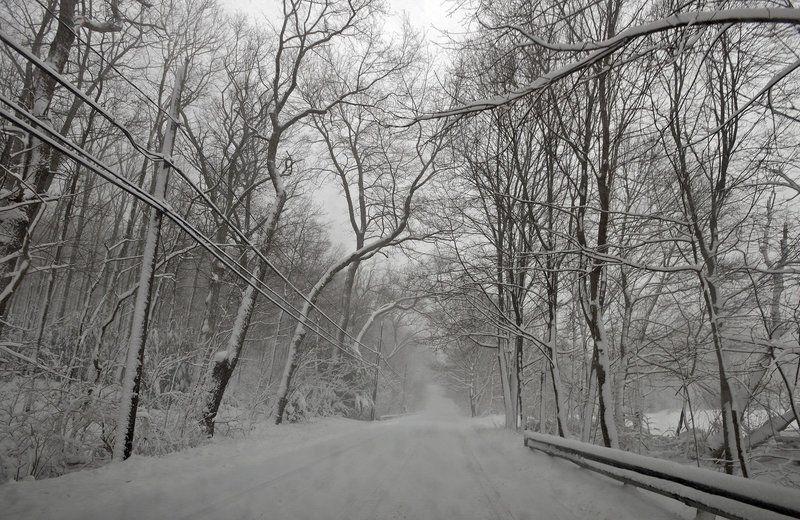 Blizzard Conditions Spawned Widespread Power Outages News Eagletribune Com