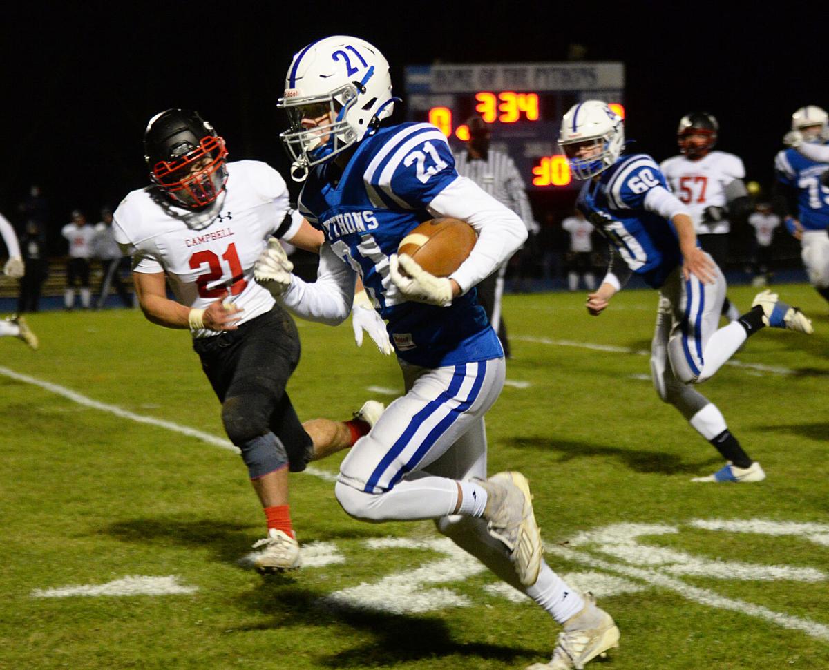 201102_ET_CRU_PELHAMfootball_17.jpg