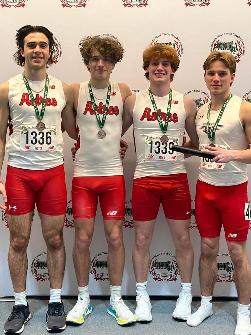 Pinkerton Academy 4x200 Relay Team Chase New Hampshire State Record ...