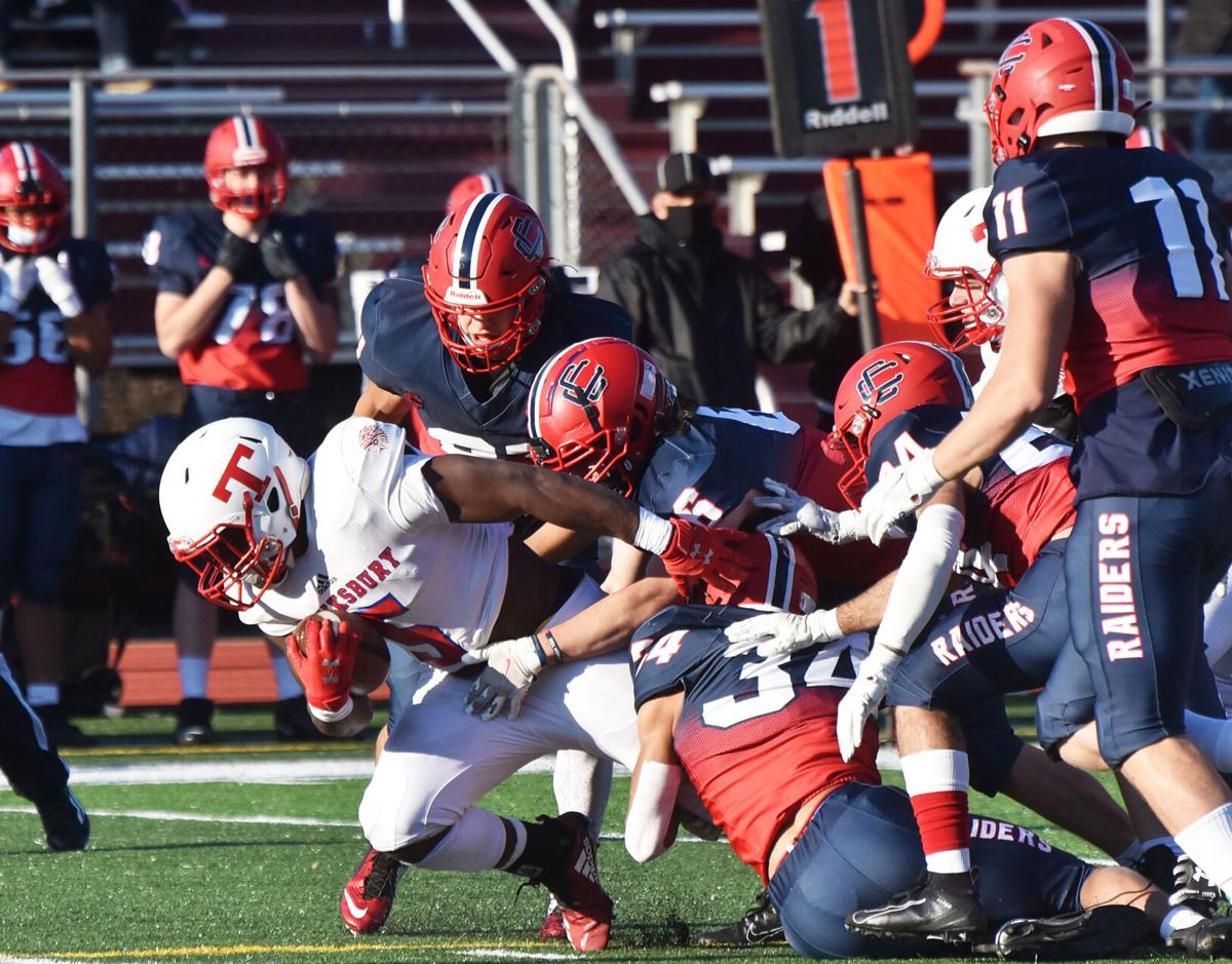 210423_ET_CRU_CentralCathFootball_14.jpg
