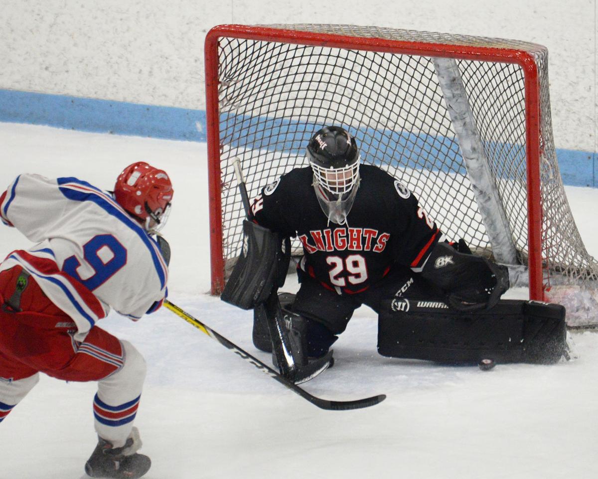 200228_ET_CRU_NAHS HOCKEY_5.jpg