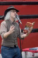 Poetry Bus to return for homecoming Aug. 2