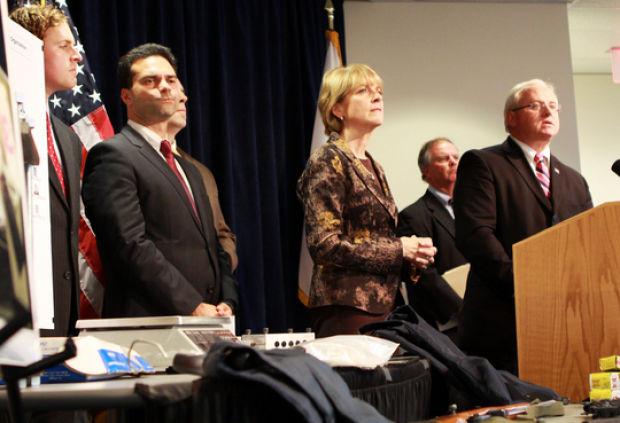 Mob Probe Takes Down 31 Local News Eagletribune Com