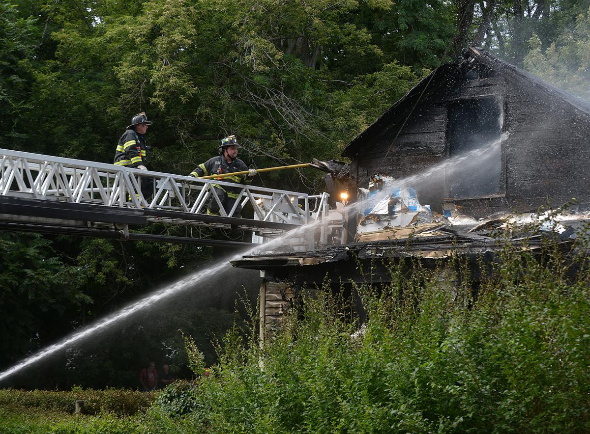 Slideshow Haverhill Three Alarm Fire Gallery