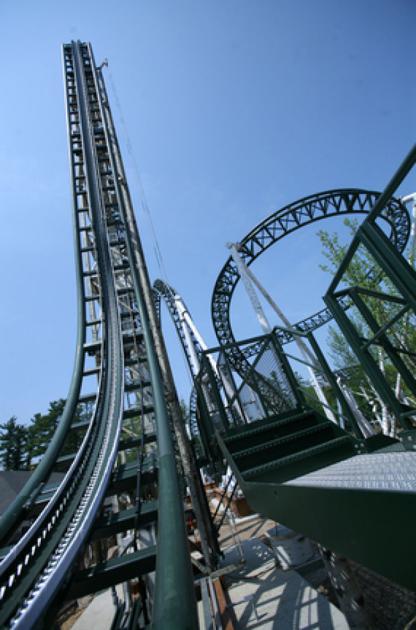 This Fundraiser S A Scream First Rides On New Coaster Up For Auction Local News Eagletribune Com