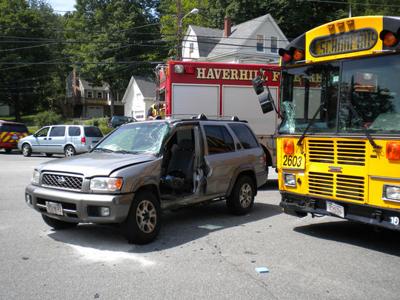 students in bus crash escape injury local news eagletribune com students in bus crash escape injury