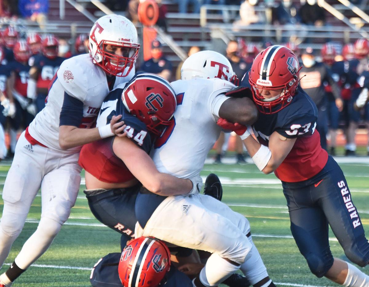 210423_ET_CRU_CentralCathFootball_18.jpg