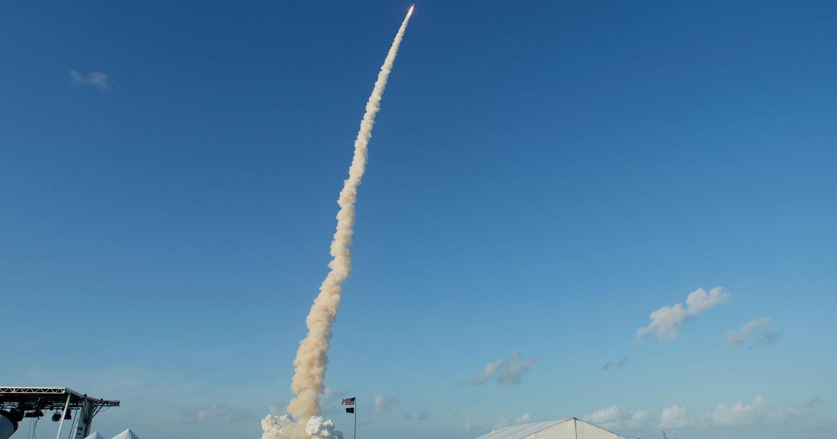 Artemis II astronauts rocket toward the moon after spending a day ...