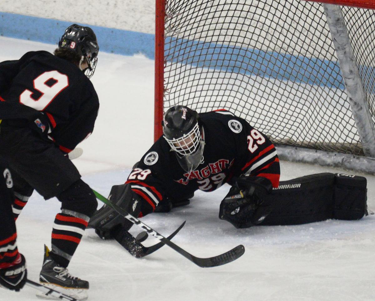 200228_ET_CRU_NAHS HOCKEY_12.jpg