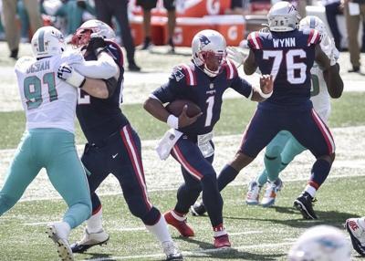Film Review Newton Provides Blockers Strength In Numbers In Power Run Game National Sports Eagletribune Com