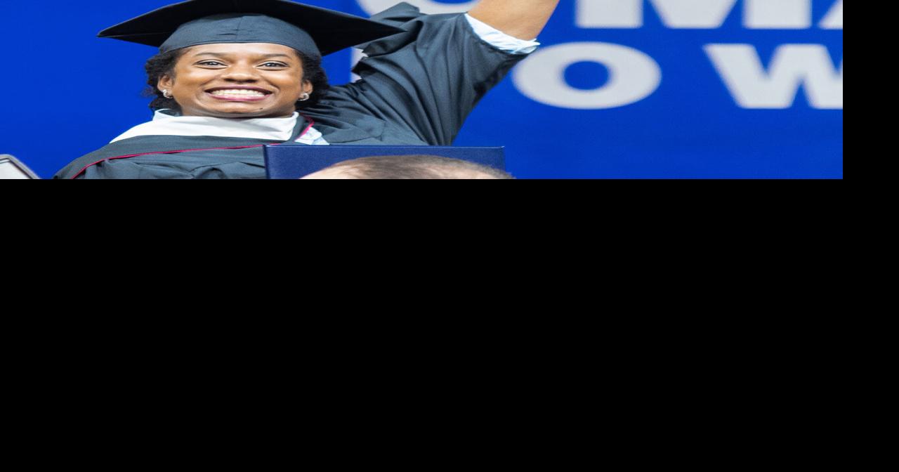Nearly 5,000 graduate from UMass Lowell Merrimack Valley