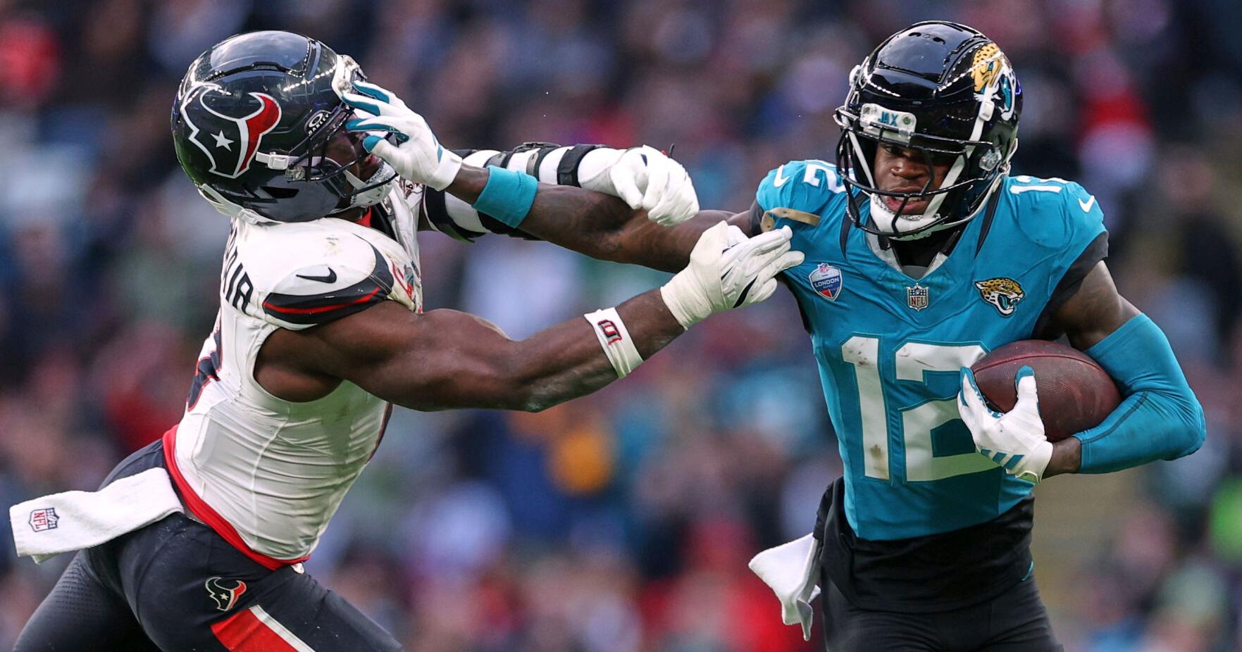 Photos of NFL Week 6 : Texans face Jaguars in London as Cowboys visit Packers