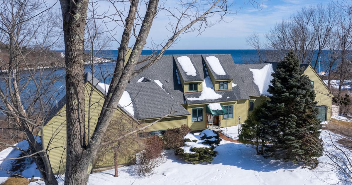 Sprawling oceanfront estate is a beachfront sanctuary in York, Maine | Homes