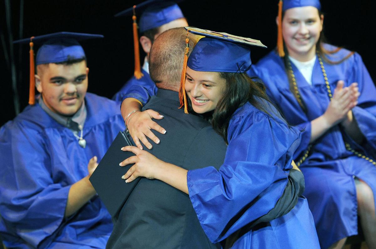 170614_dn_tje_next_grad_01.JPG NEXT