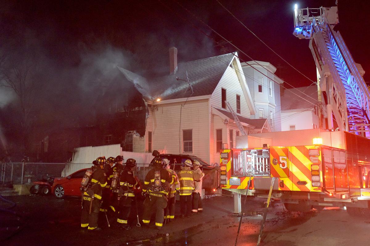 210404_ET_TJE_BIG_FIRE_10.jpg