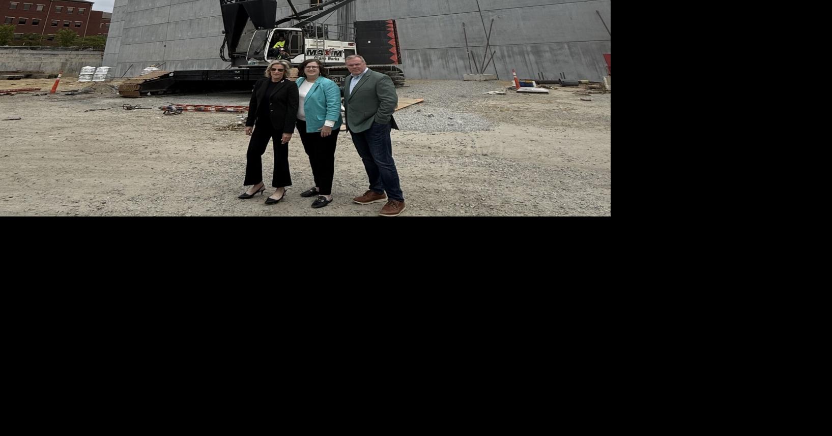 New 640-space parking garage rises in downtown | Haverhill ...