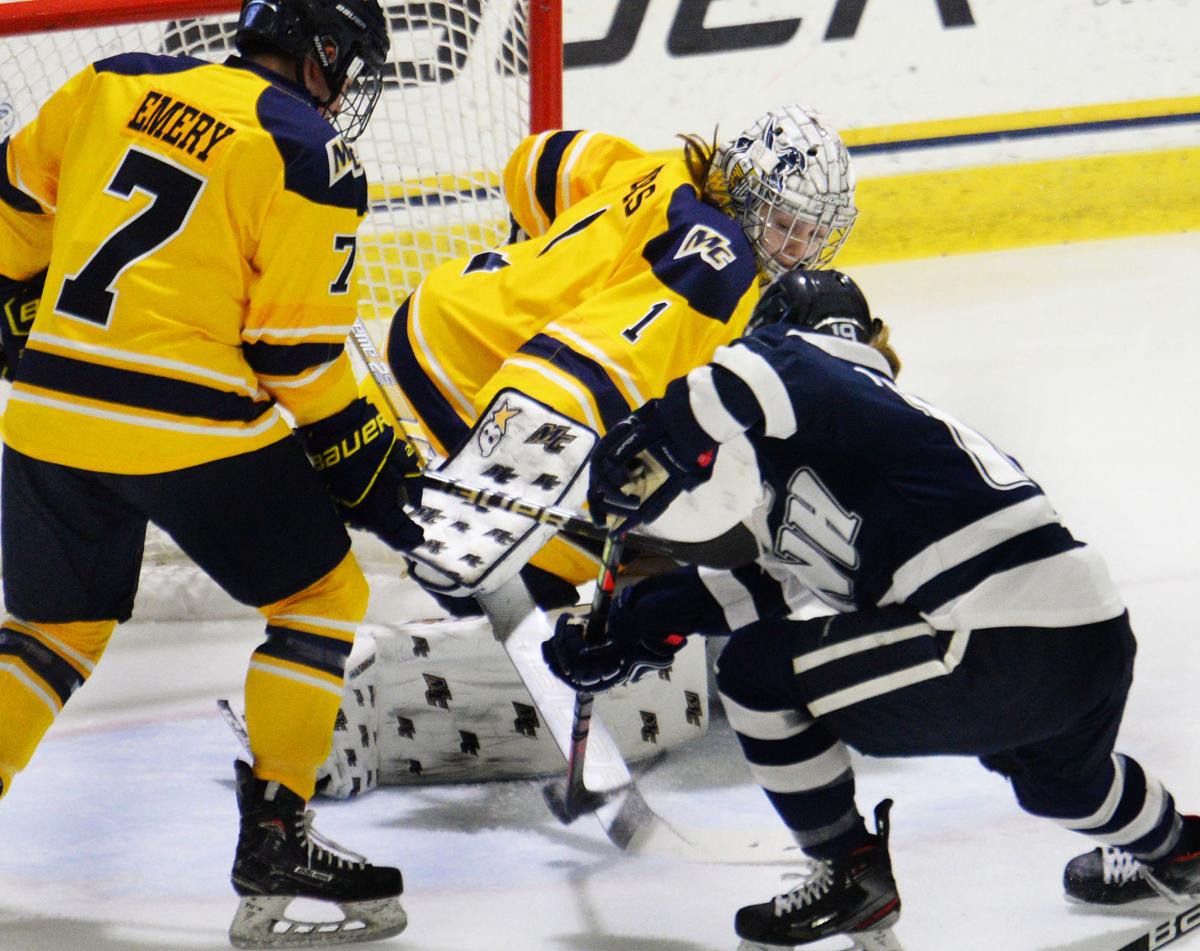 191206_ET_CRU_WOMENS HOCKEY_5.JPG