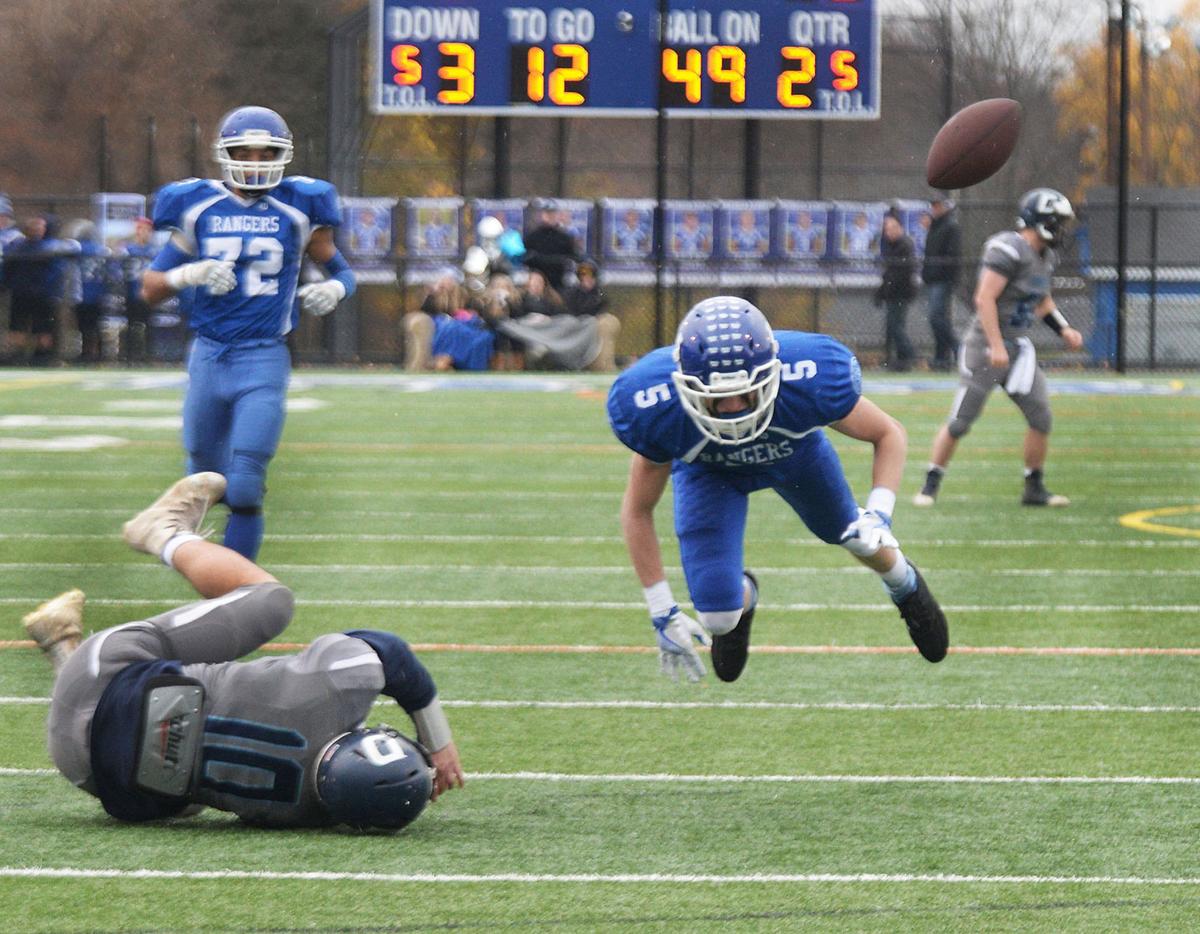 Slideshow Methuen Rangers Thanksgiving Day Football Gallery