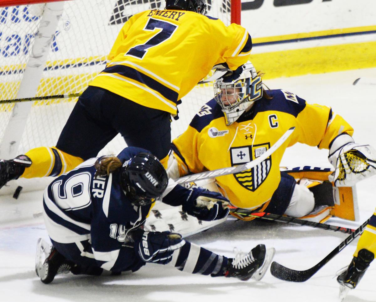 191206_ET_CRU_WOMENS HOCKEY_7.JPG