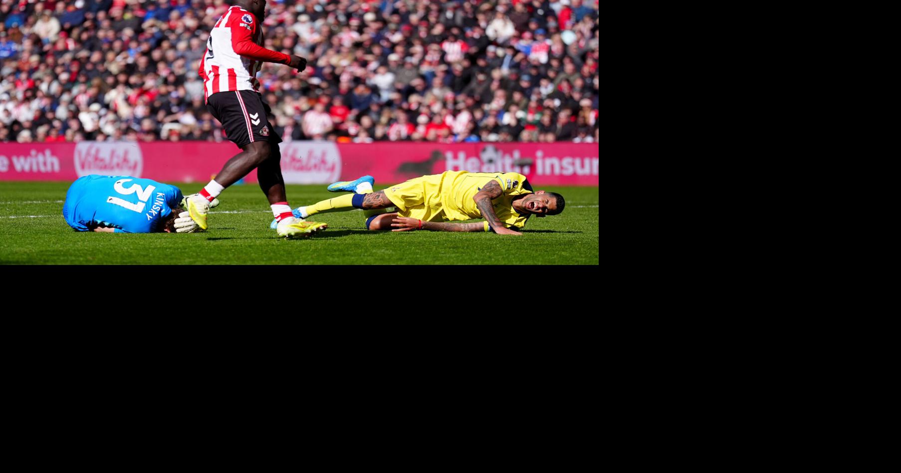 Argentina international Cristian Romero injured in Tottenham's loss to Sunderland