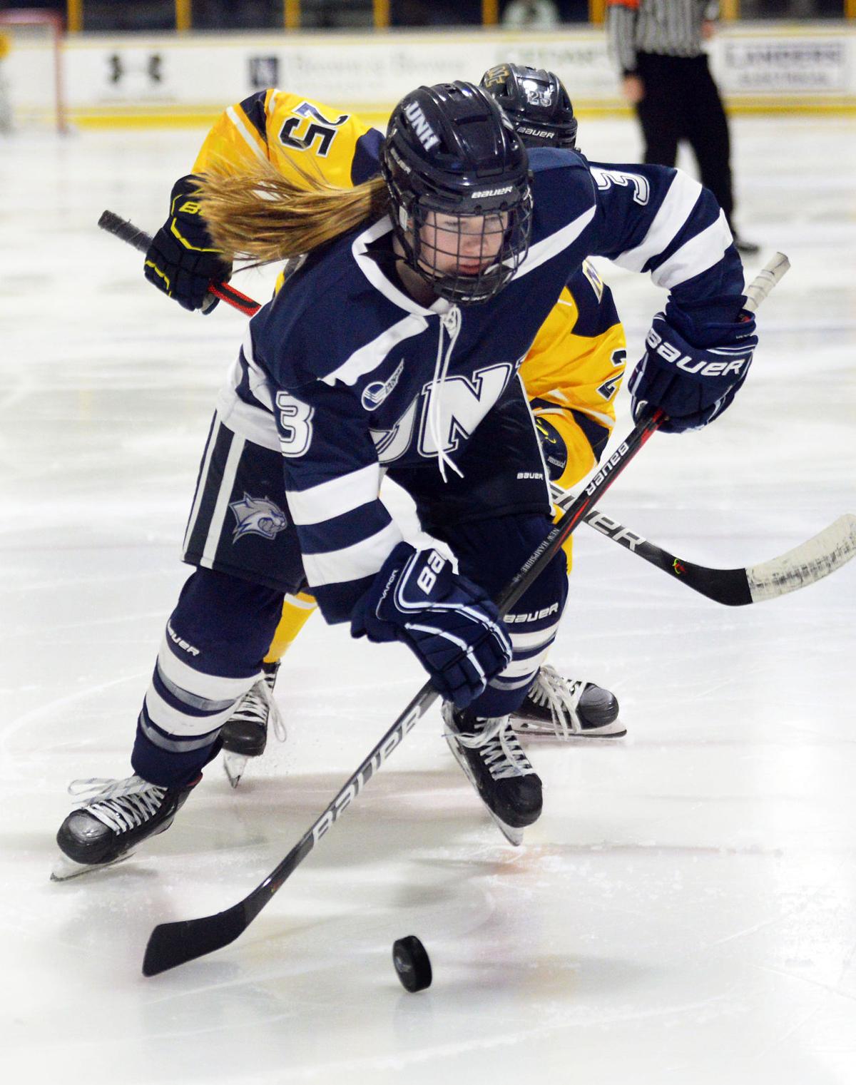 191206_ET_CRU_WOMENS HOCKEY_18.jpg