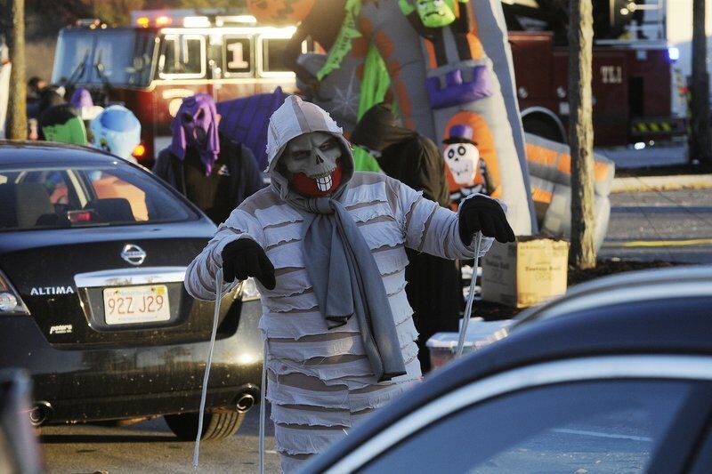 A different kind of trickortreating Merrimack Valley