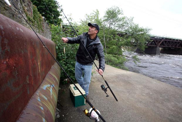 Merrimack River Has Been A Hotspot This Spring For Stripers Local News Eagletribune Com