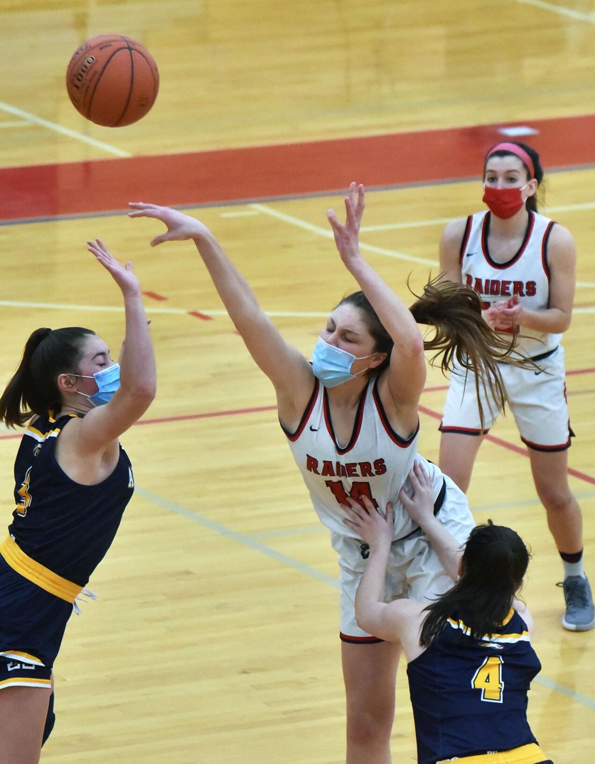 210218_ET_CRU_GirlsBasketball_7.jpg