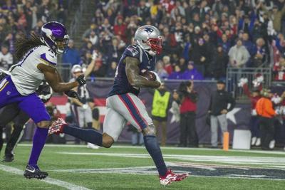 Breaking News Gordon Leaves Pats For Mental Health Break News Eagletribune Com
