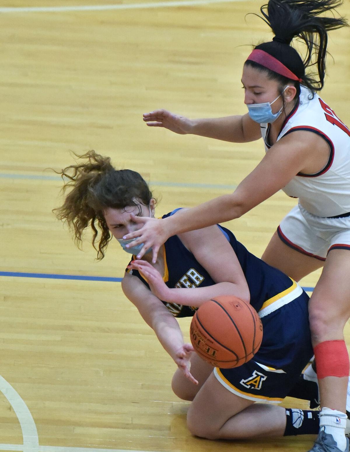 210218_ET_CRU_GirlsBasketball_14.jpg