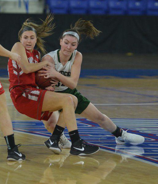 Heading To The Garden Sophomore Yacubacci The Hero Off The Bench
