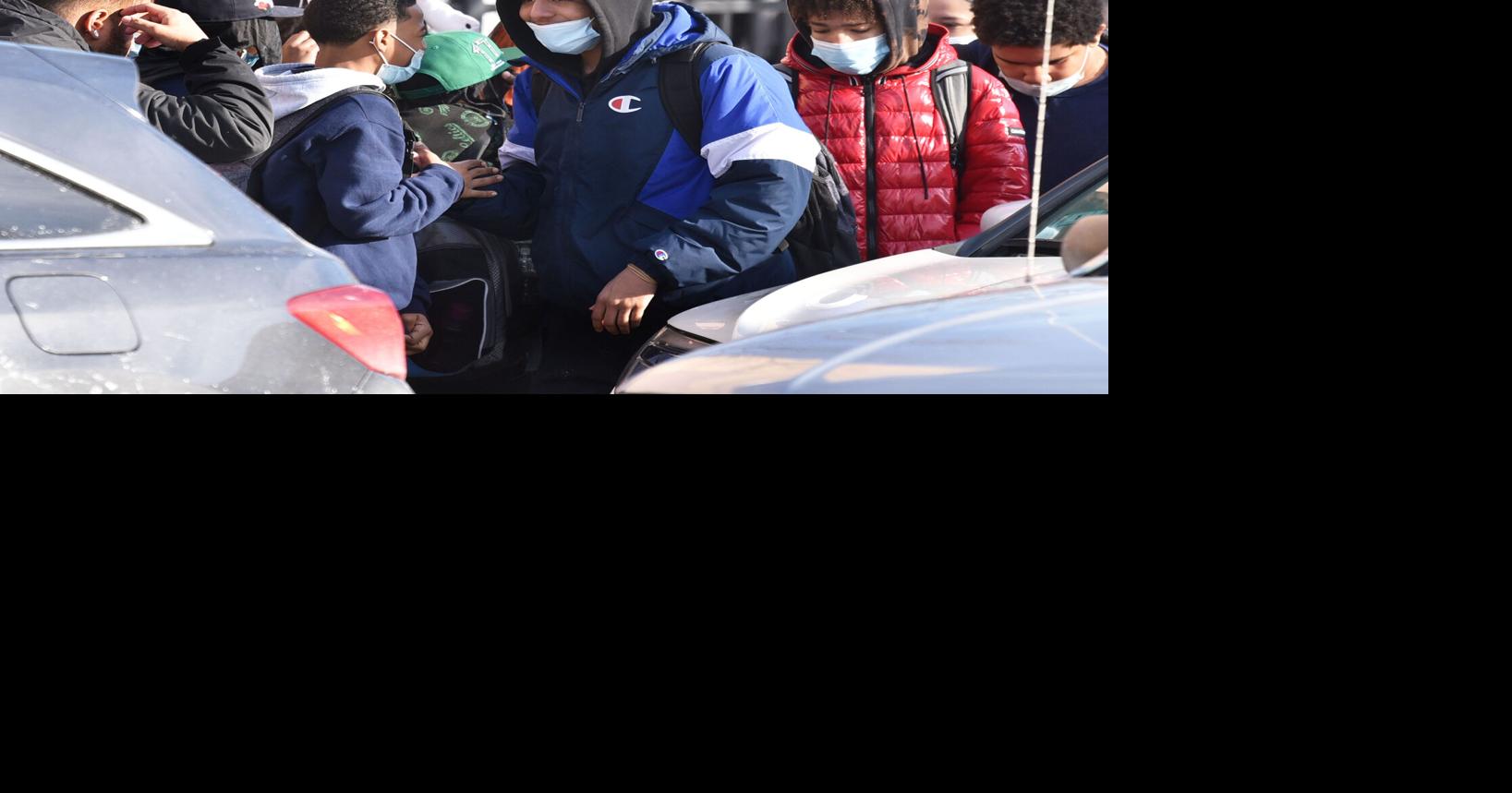 Masks remain in Lawrence Public Schools for now | News | eagletribune.com