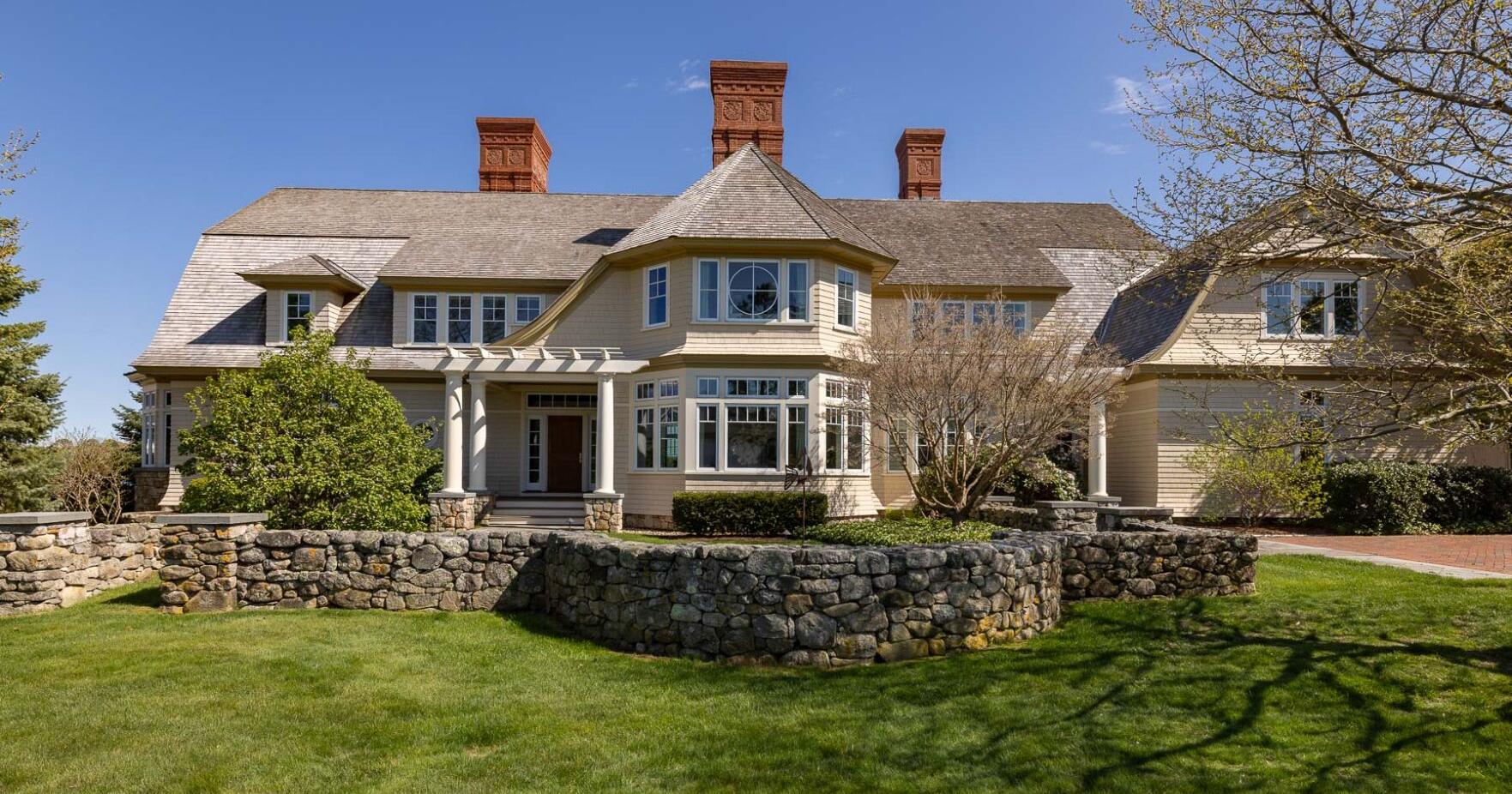 Country club living along the seacoast - Vimarsana News
