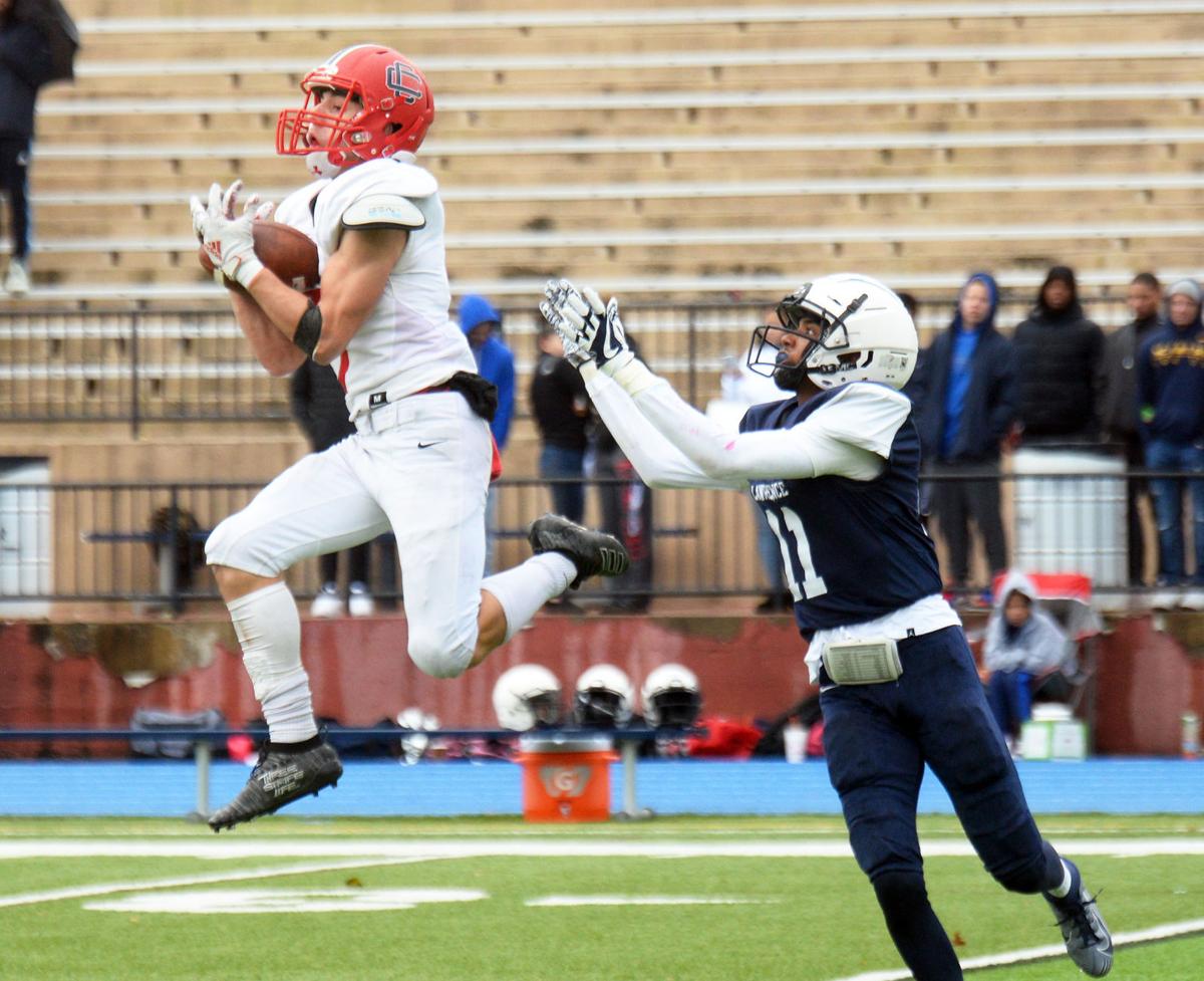 191128_ET_CRU_CCHS FOOTBALL_2.JPG