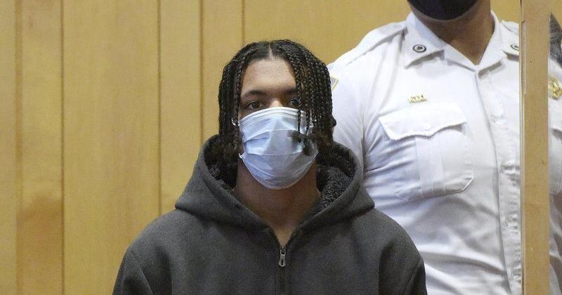 Lawrence man gets life with parole after 19 years for May 2021 murder ...