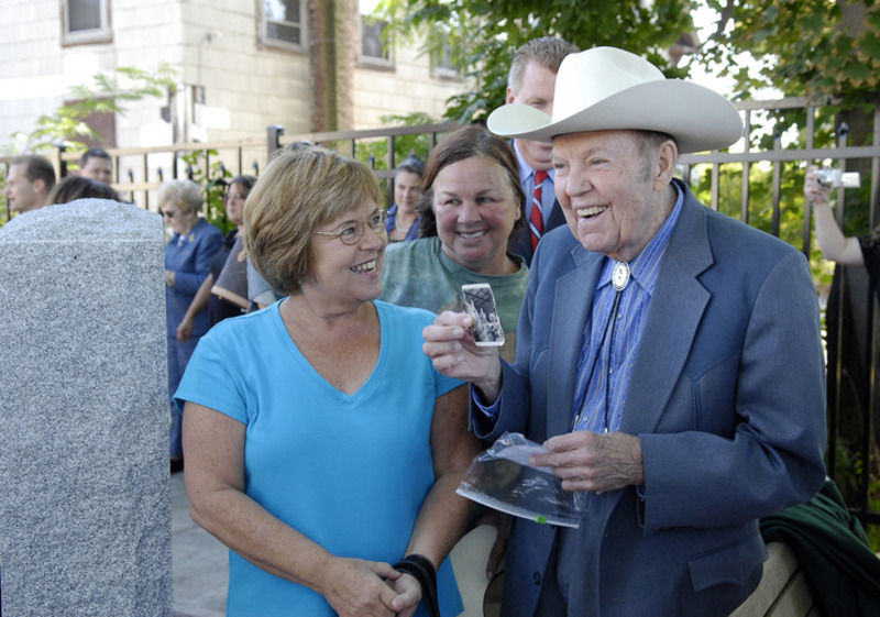 Rex Trailer of 'Boomtown' dead at 84 | News | eagletribune.com