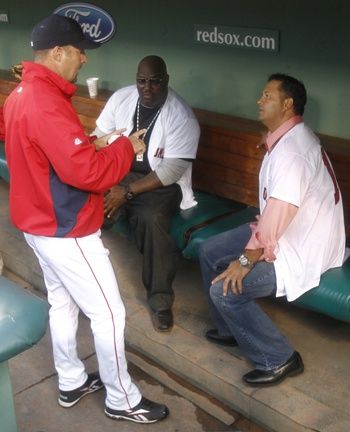 Former Red Sox Star Mo Vaughn Joins WEEI/NESN Jimmy Fund Radio-Telethon