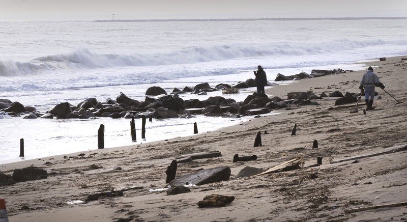 Winter Storm Takes Its Toll In Salisbury News Eagletribune Weekend Weather Causes Serious Erosion At Salisbury Beach