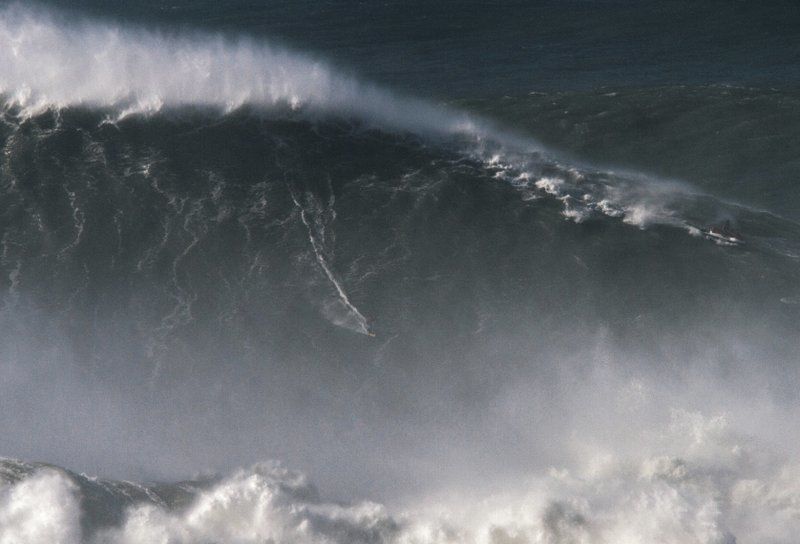 80-foot-tall-wave-gives-surfer-world-record-news-eagletribune