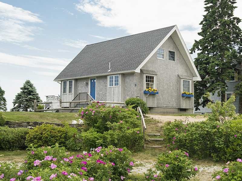 Romantic cottage by the sea awaits in Kennebunkport, Maine Homes