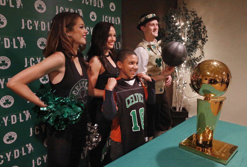 Celtics cheerleaders, mascot visit Salem | New Hampshire | eagletribune.com