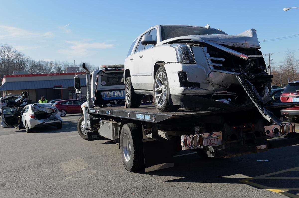 201203_et_tje_panera_crash_04.jpg