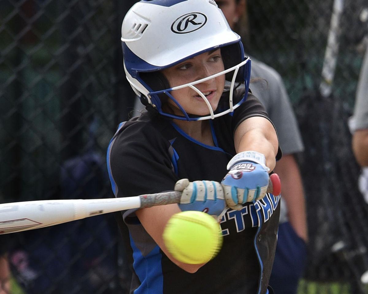 210610_ET_CRU_SOFTBALL_9.JPG