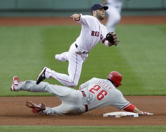 Jacoby Ellsbury not on field but still happy to see old teammates